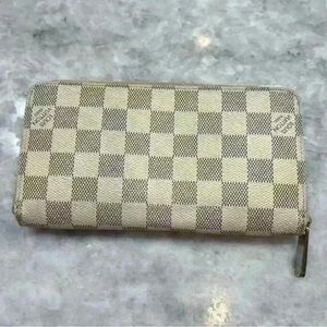 LOUIS VUITTON Damier Azur Pattern Zippy Wallet
